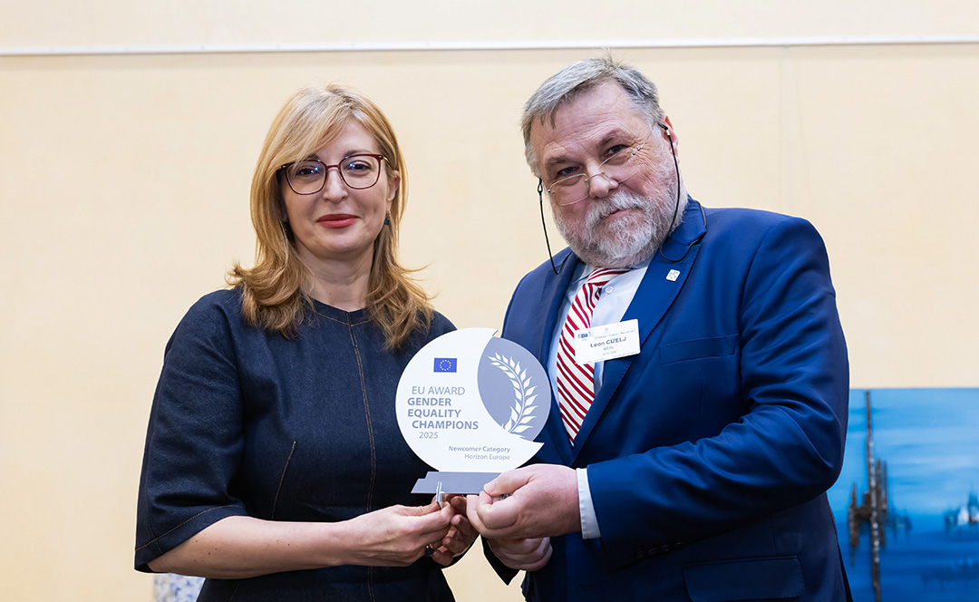 Institut "Jožef Stefan" prejel nagrado Novi prvak